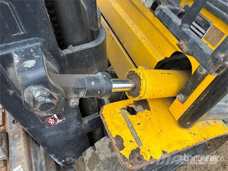 Hyundai H25L-7A 4220 lb Pneumatic Tire Forklift Forklift trucks - others