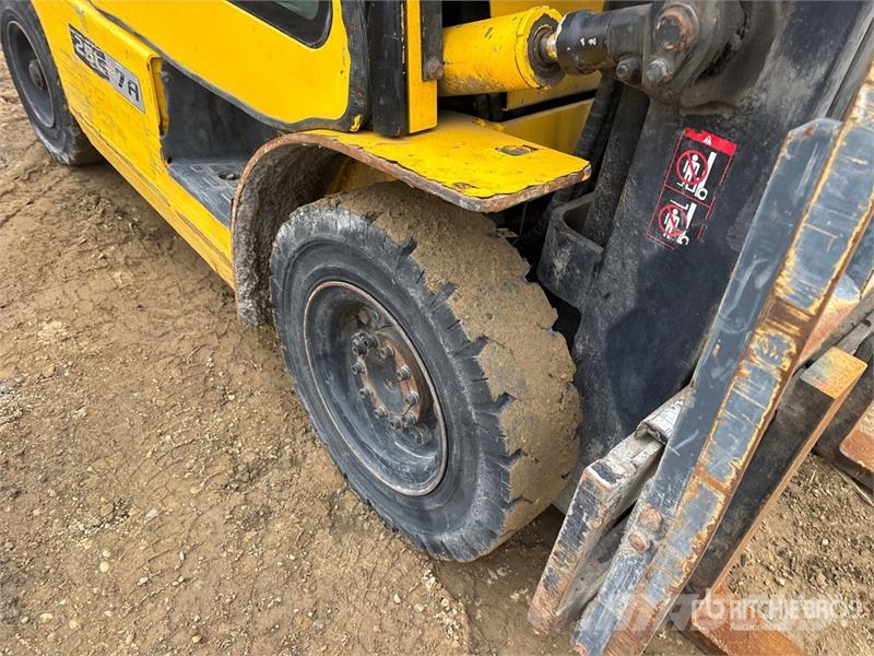 Hyundai H25L-7A 5000 lb Pneumatic Tire Forklift شاحنات ذات رافعات شوكية - أخرى