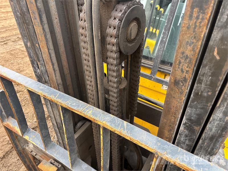 Hyundai H25L-7A 5000 lb Pneumatic Tire Forklift شاحنات ذات رافعات شوكية - أخرى