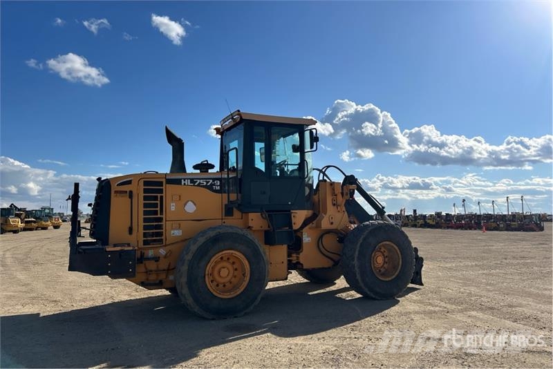 Hyundai HL757TM9 Wheel Loader Gumikerekes homlokrakodók