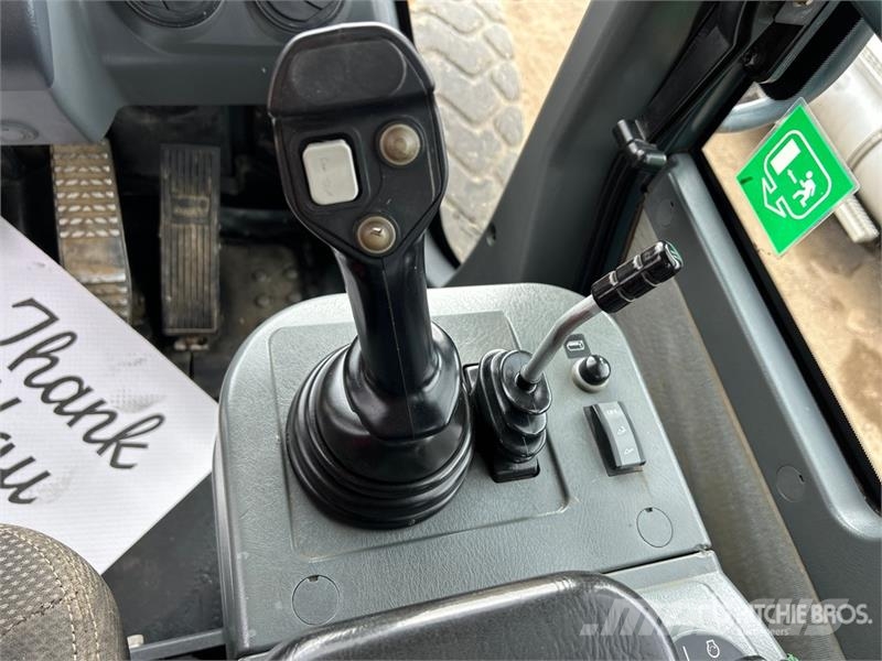 Hyundai HL757TM9 Wheel Loader Gumikerekes homlokrakodók