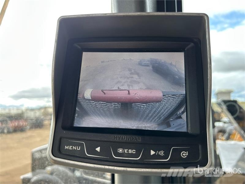 Hyundai HL757TM9 Wheel Loader Gumikerekes homlokrakodók