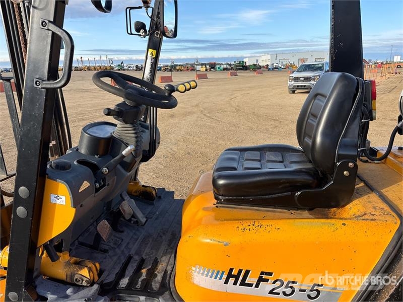Hyundai HLF25-5 Другие складские механизмы