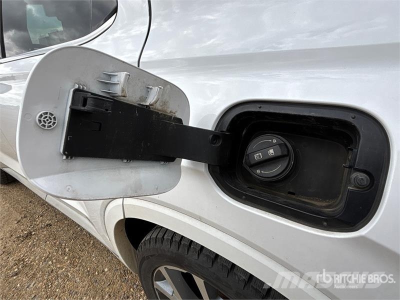 Hyundai Palisade Limited AWD SUV Personbiler