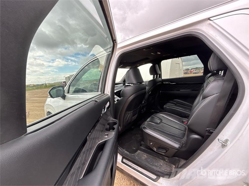 Hyundai Palisade Limited AWD SUV Personbiler