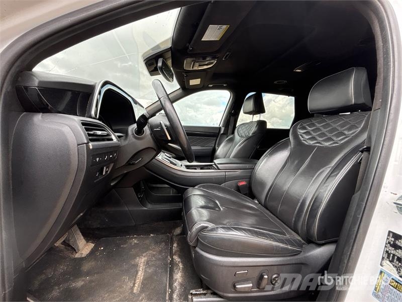 Hyundai Palisade Limited AWD SUV Personbiler