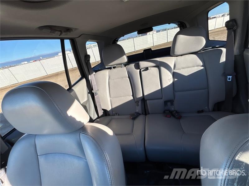 Hyundai Santa Fe 4WD SUV Automobili