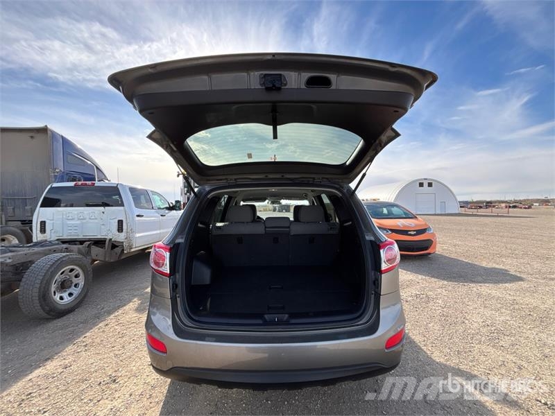 Hyundai Santa Fe AWD SUV PKWs