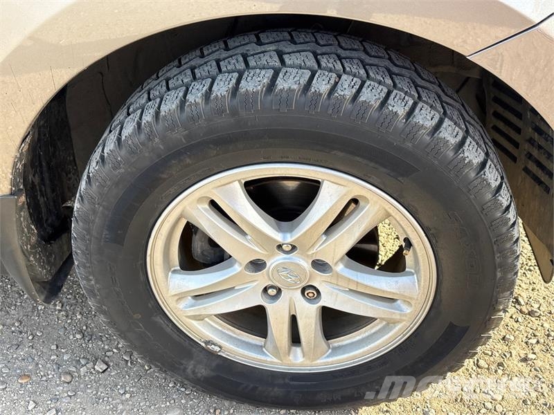 Hyundai Santa Fe AWD SUV PKWs