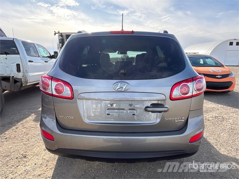 Hyundai Santa Fe AWD SUV PKWs