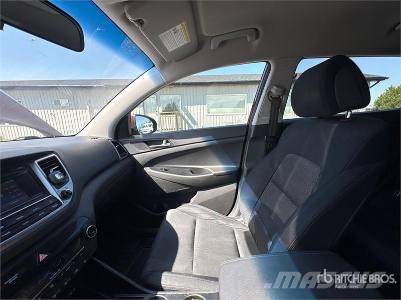 Hyundai Tucson Cars