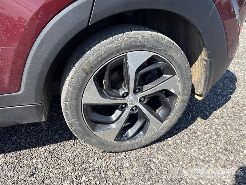 Hyundai Tucson Cars