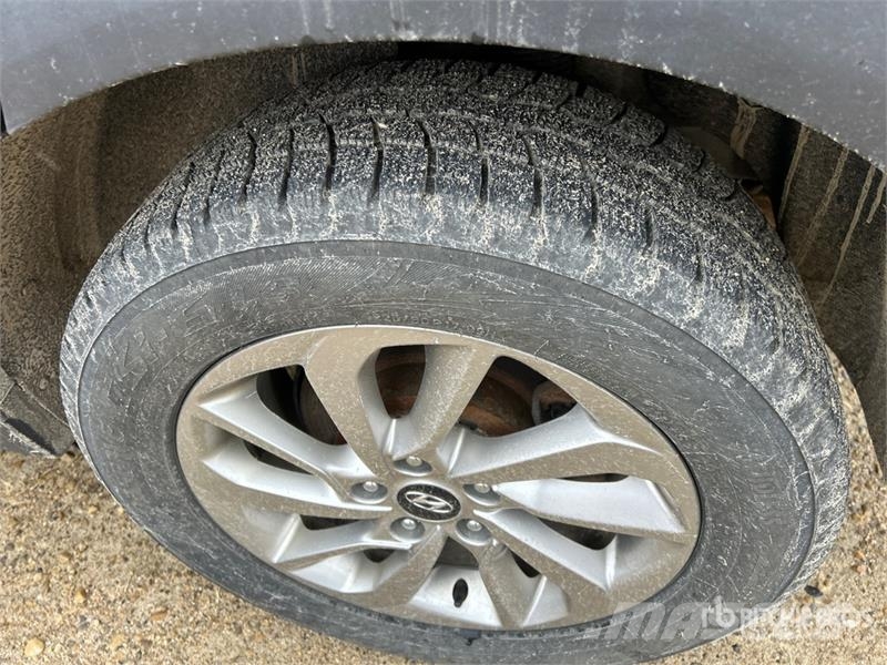 Hyundai Tucson Kistehergépjárművek