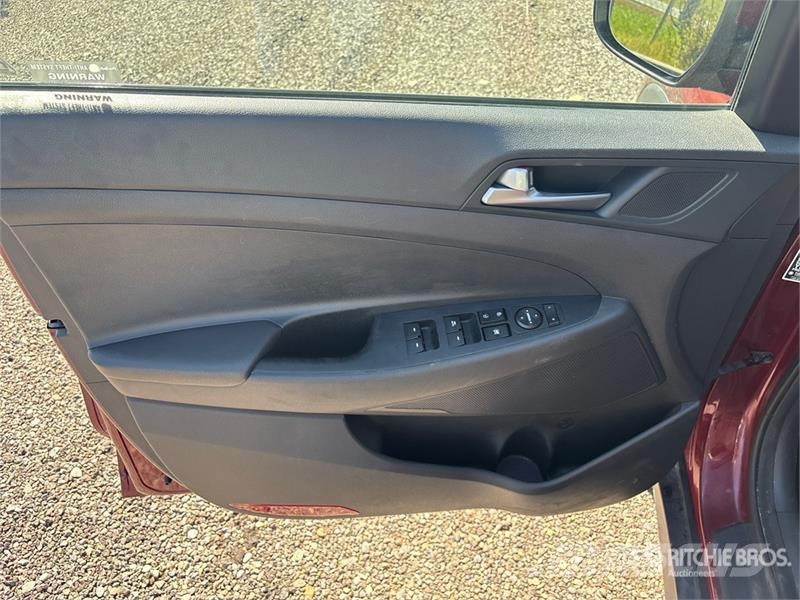Hyundai Tucson Cars