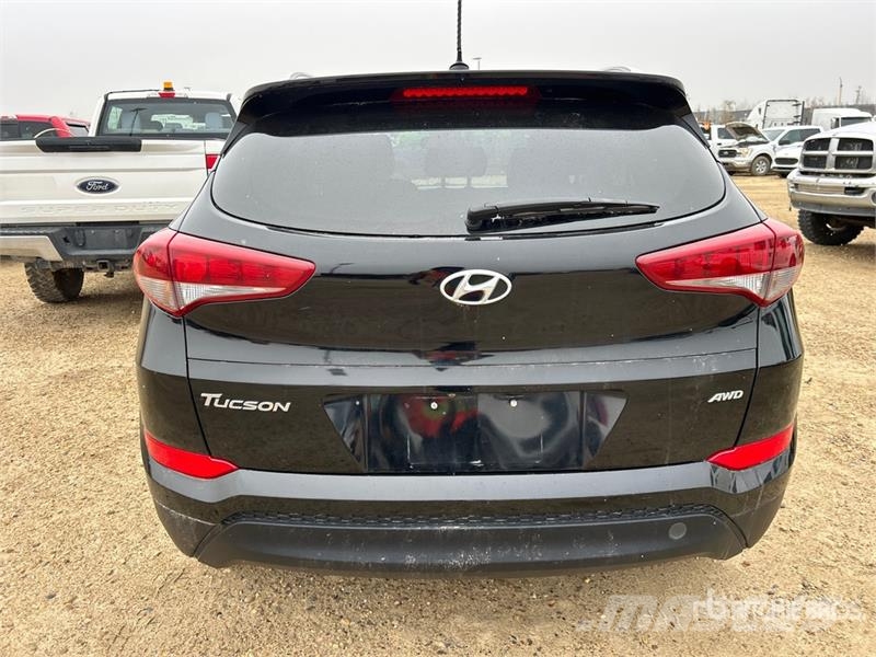 Hyundai Tucson Kistehergépjárművek