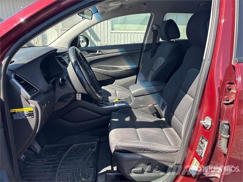 Hyundai Tucson Cars