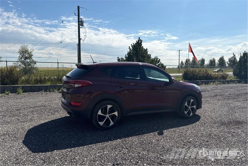 Hyundai Tucson Cars