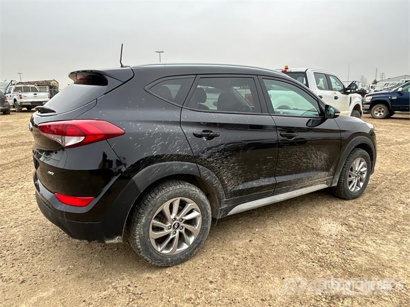 Hyundai Tucson Kistehergépjárművek