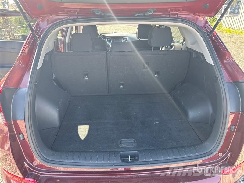Hyundai Tucson Cars