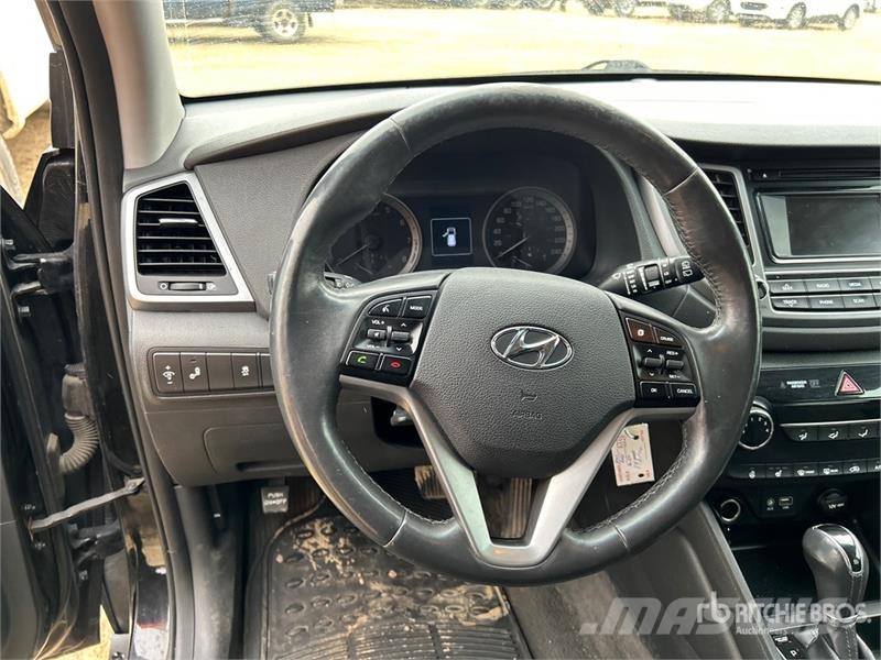 Hyundai Tucson Kistehergépjárművek
