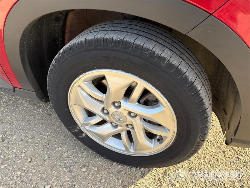 Hyundai Venue 2WD SUV سيارات