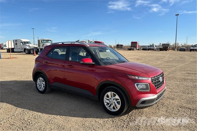 Hyundai Venue 2WD SUV سيارات