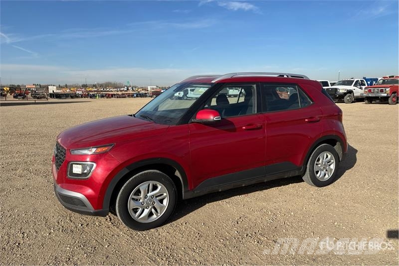 Hyundai Venue 2WD SUV سيارات