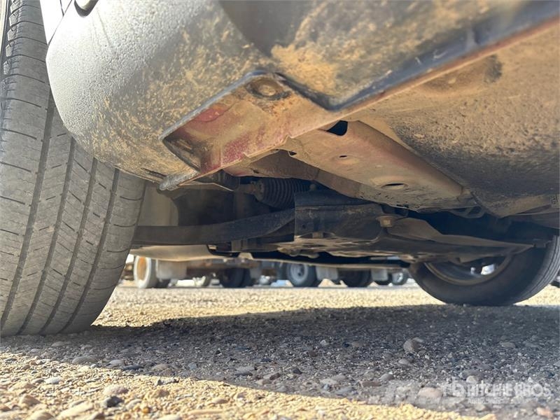 Hyundai Venue 2WD SUV سيارات