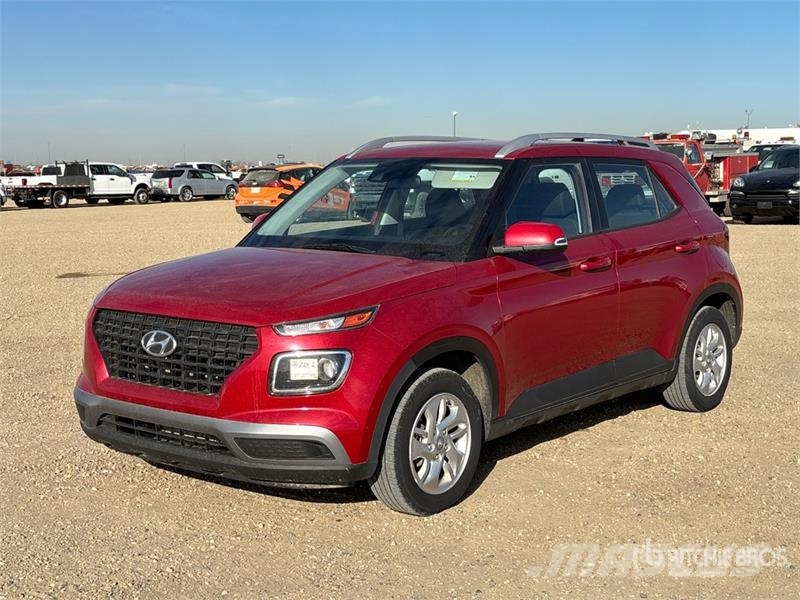 Hyundai Venue 2WD SUV سيارات