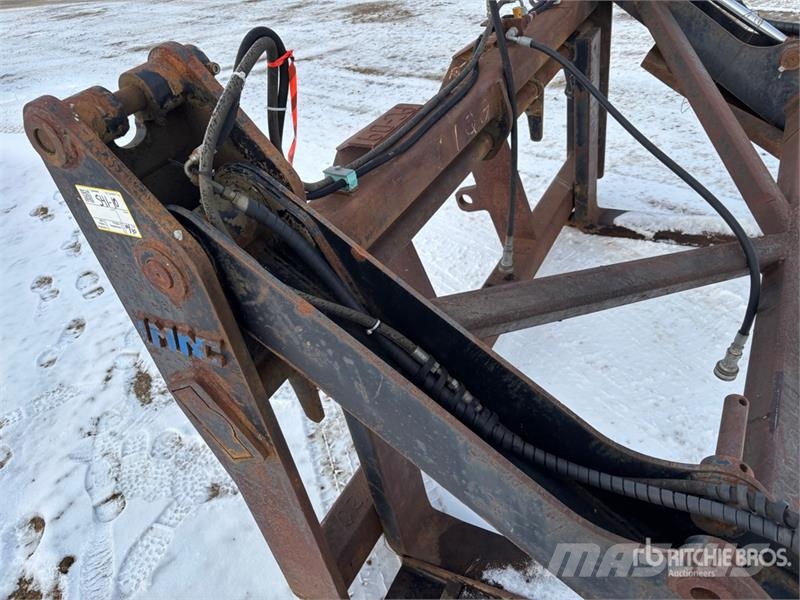 IMAC WL040-FPP96 48 in Pipe Wheel Loader Grapple - Fits Griebtuvai