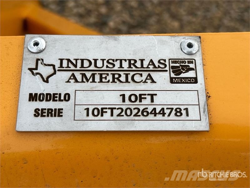 Industrias America 10 ft Snow Pusher (Unused) Снігоочищувальні ножі та плуги
