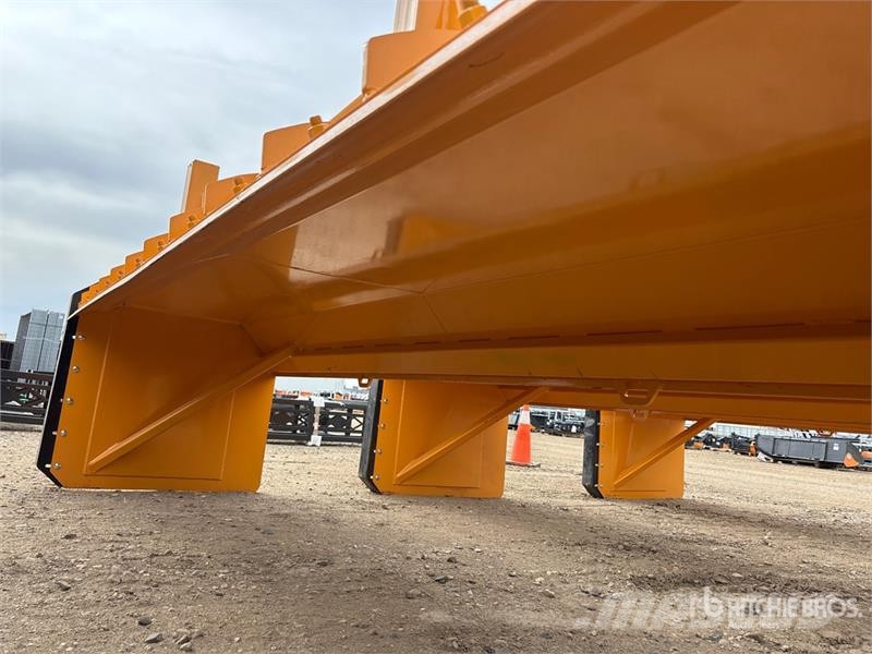 Industrias America 12FT 12 ft Snow Pusher - Fits Wheel Loader Снежные отвалы и плуги