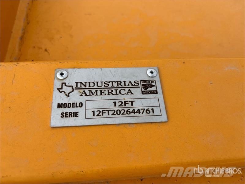 Industrias America 12FT 12 ft Snow Pusher - Fits Wheel Loader Снежные отвалы и плуги