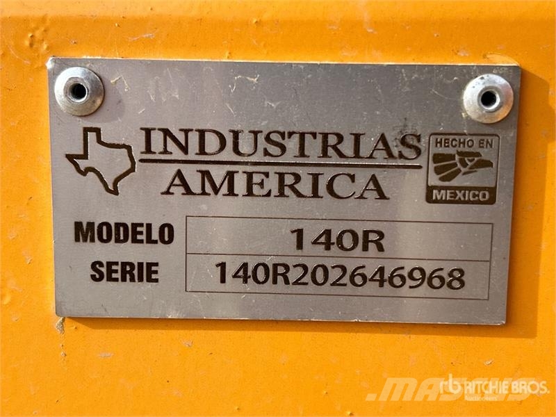 Industrias America 140R Scraper