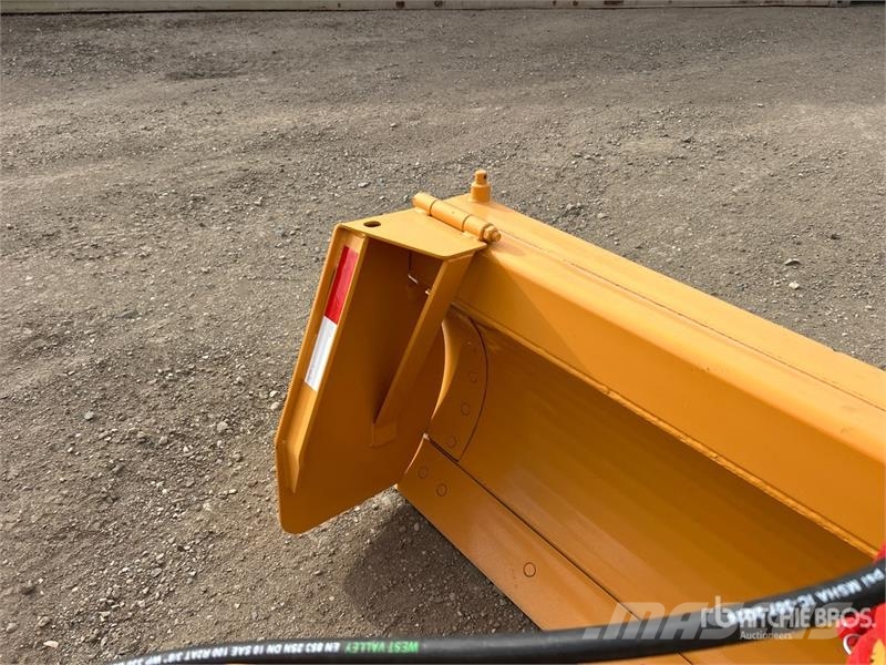 Industrias America 140R Scraper