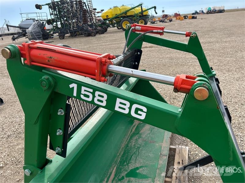 Industrias America 158BG8 96 in Grapple Ag Tractor Bucket - Fits John Інше додаткове обладнання для тракторів