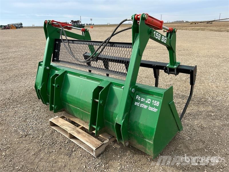 Industrias America 158BG8 96 in Grapple Ag Tractor Bucket - Fits John Інше додаткове обладнання для тракторів