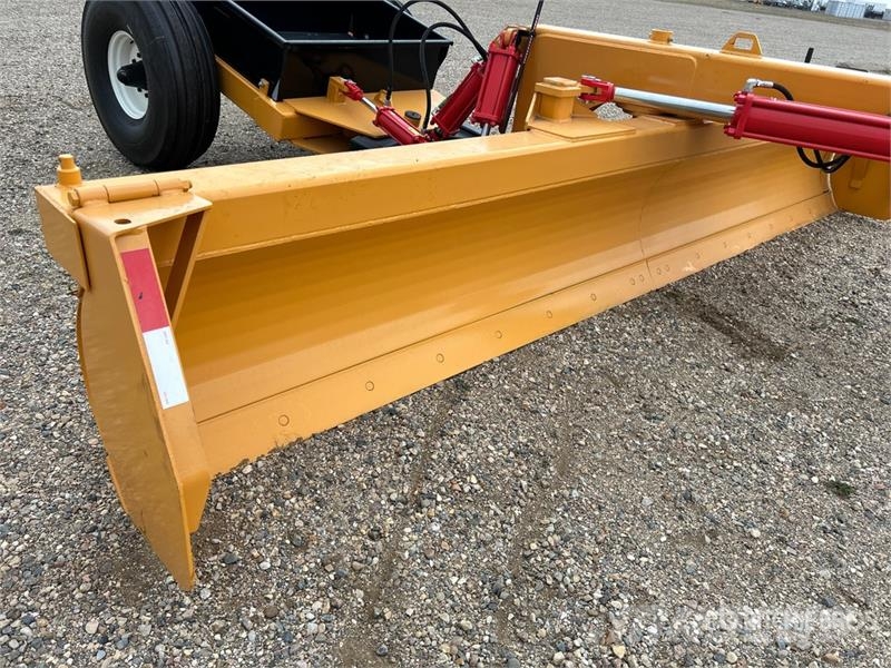Industrias America 160R 2 Tire Hydraulic 16 ft Pull Scraper (Unused) كاشطات