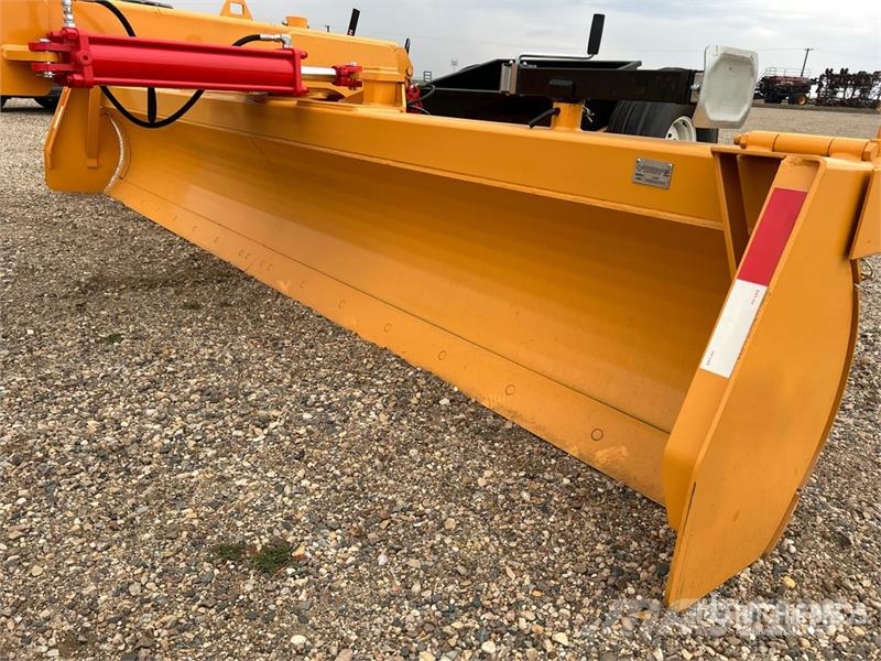Industrias America 160R 2 Tire Hydraulic 16 ft Pull Scraper (Unused) كاشطات