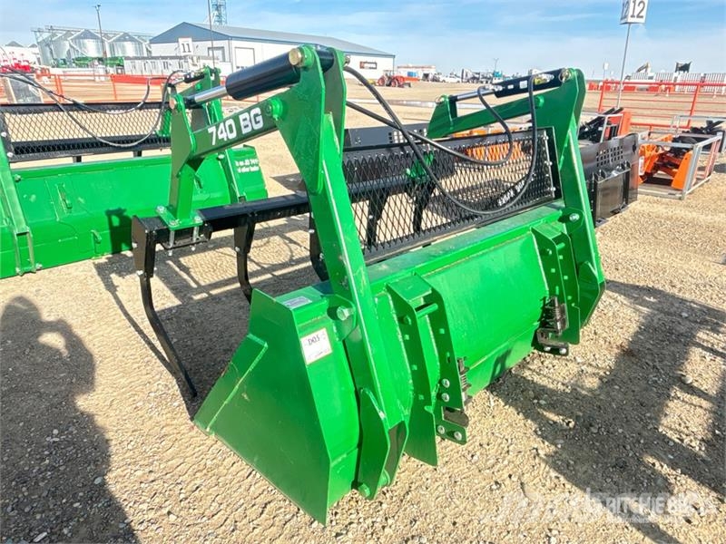 Industrias America 740BG 83 in Ag Tractor Bucket - Fits John Deere 74 Další příslušenství k traktorům