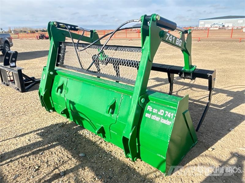 Industrias America 741BG 94 in Ag Tractor Bucket - Fits John Deere 74 Další příslušenství k traktorům