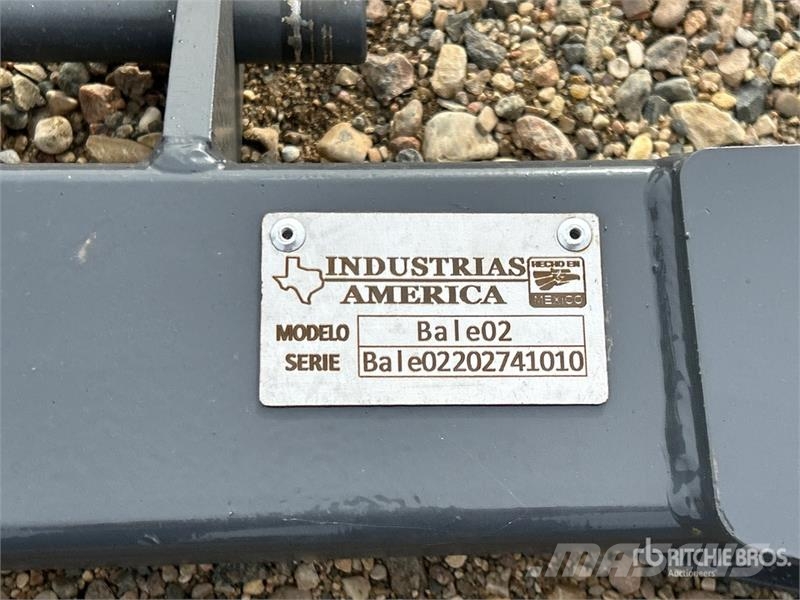 Industrias America BALE02 Bale Forks (Unused) Інше додаткове обладнання для тракторів