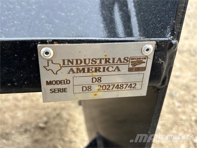 Industrias America D8 96 in Skid Steer Snow Pusher (Unused) حراثات ونصول الجليد