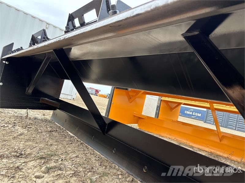 Industrias America D8 96 in Skid Steer Snow Pusher (Unused) حراثات ونصول الجليد