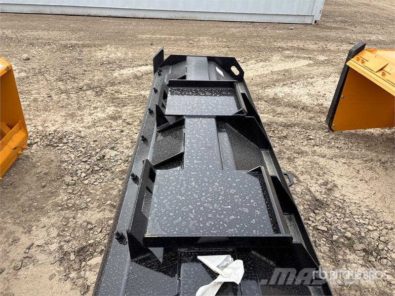 Industrias America D8 96 in Skid Steer Snow Pusher (Unused) حراثات ونصول الجليد