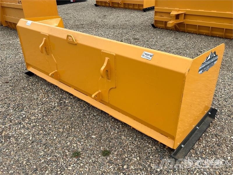 Industrias America E8 8 in Snow Pusher Wheel Loader Bucket (Unused) Kašike / Korpe