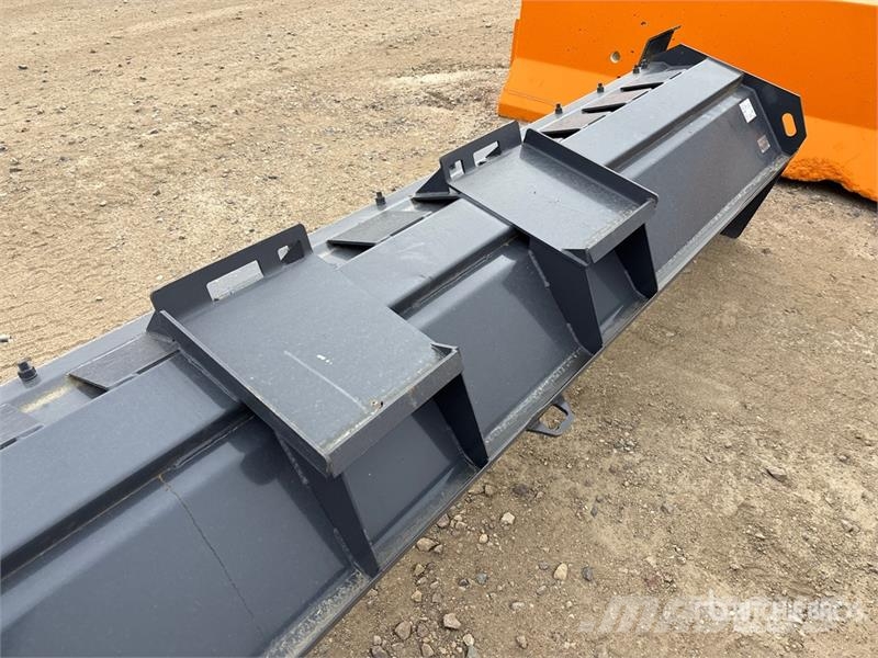 Industrias America G-12 144 in Skid Steer Snow Pusher (Unused) Снежные отвалы и плуги