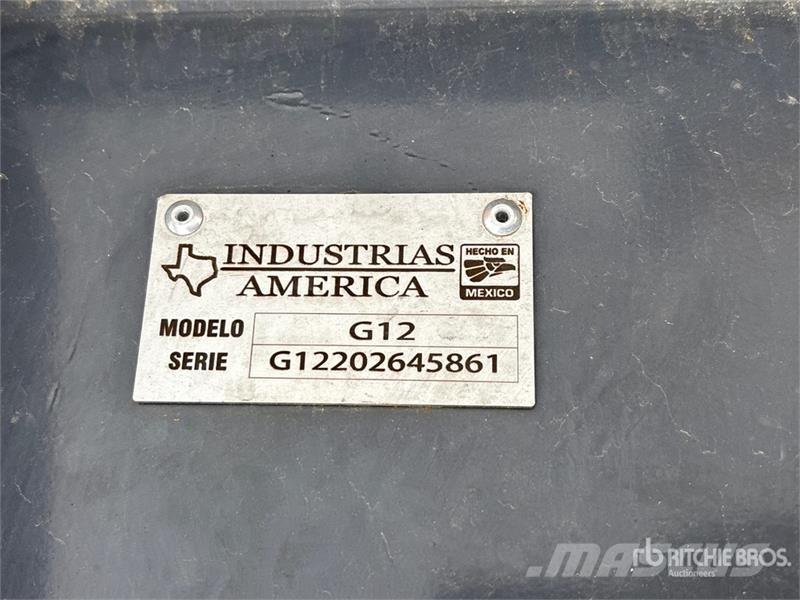 Industrias America G-12 144 in Skid Steer Snow Pusher (Unused) Снежные отвалы и плуги