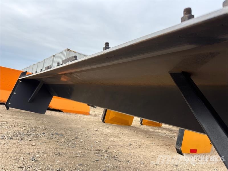 Industrias America G-12 144 in Skid Steer Snow Pusher (Unused) Снежные отвалы и плуги
