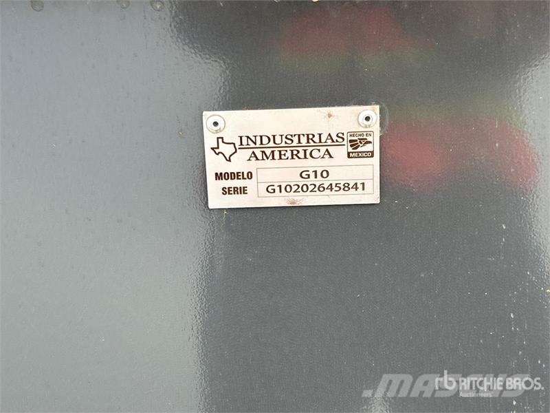 Industrias America G-10 120 in Skid Steer Snow Pusher (Unused) Снігоочищувальні ножі та плуги